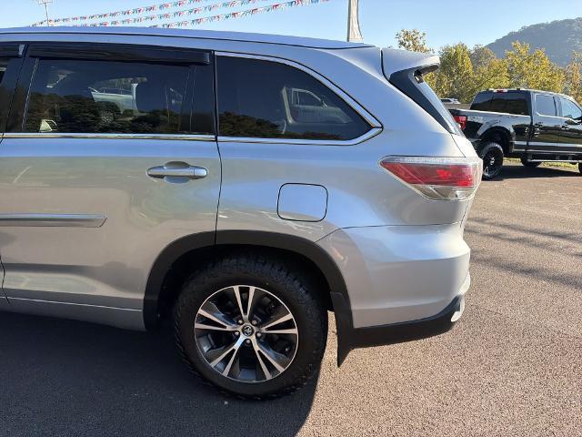2016 Toyota Highlander - $16,967