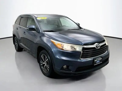 2016 Toyota Highlander AWD XLE 4DR SUV