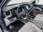 2016 Highlander Thumbnail 9
