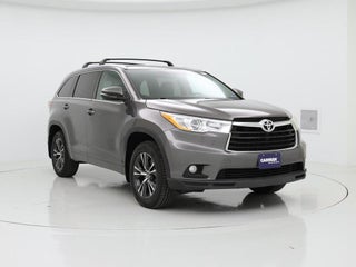 2016 Toyota Highlander with Predawn Gray Mica Exterior