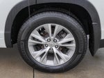 2015 Highlander Thumbnail 13
