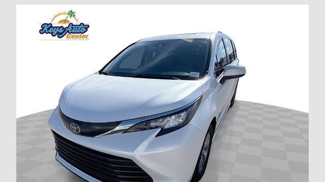 Preowned 2023 Toyota Sienna XLE 8-Passenger for Sale