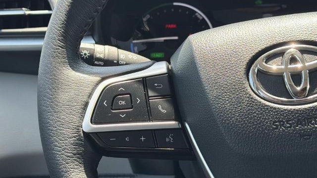 2024 Toyota Sienna XLE 8-Passenger