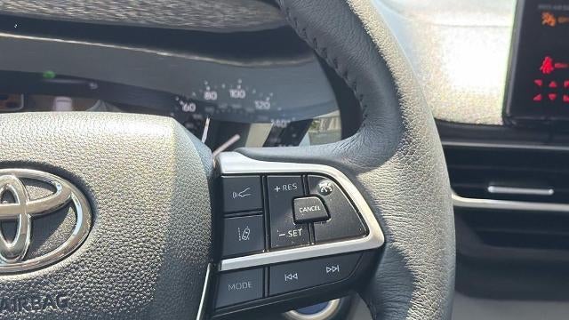 2024 Toyota Sienna XLE 8-Passenger