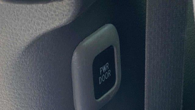 2021 Toyota Sienna XLE 7-Passenger