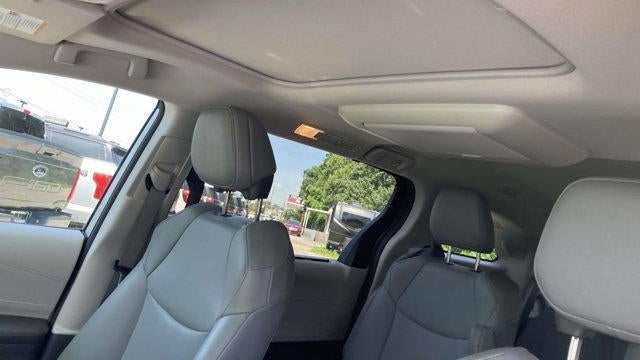 2021 Toyota Sienna XLE 7-Passenger