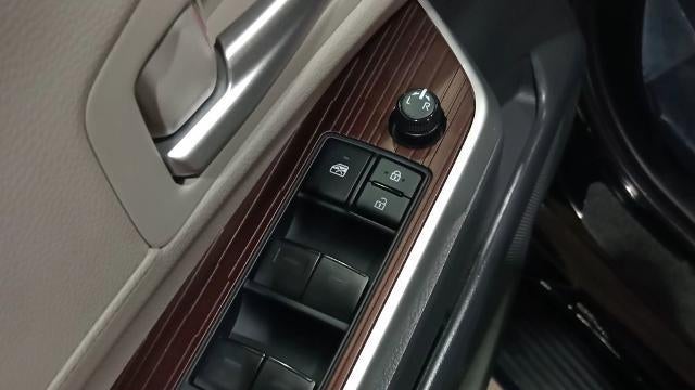 2024 Toyota Sienna XLE 8-Passenger