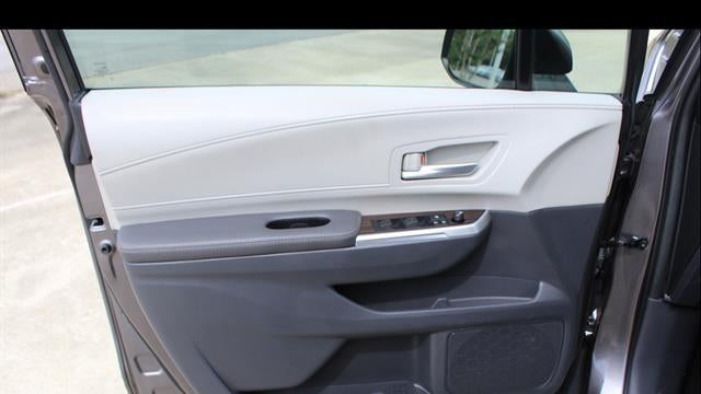 2023 Toyota Sienna XLE 8-Passenger