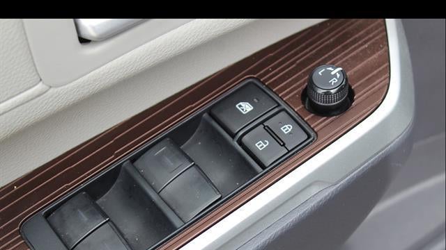 2023 Toyota Sienna XLE 8-Passenger