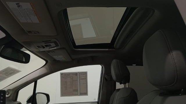 2024 Toyota Sienna XLE 8-Passenger