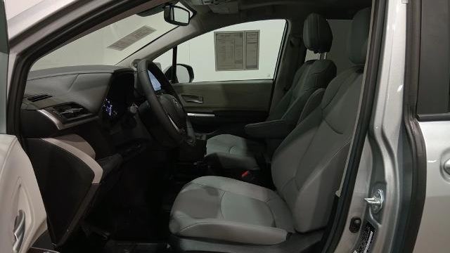 2024 Toyota Sienna XLE 8-Passenger
