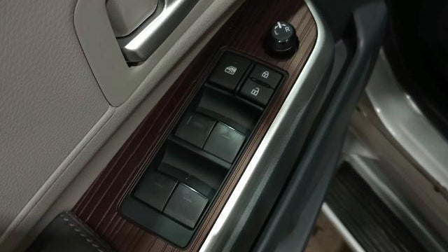 2024 Toyota Sienna XLE 8-Passenger