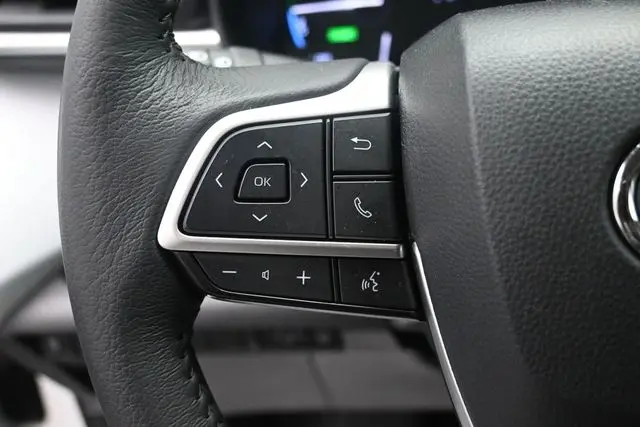 2025 Toyota Sienna - $46,873