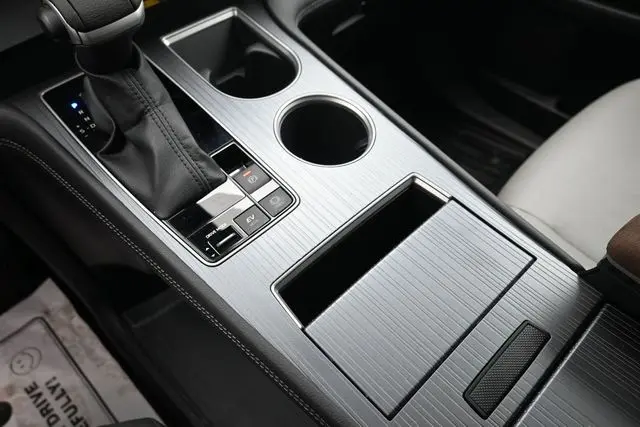 2025 Toyota Sienna - $46,873
