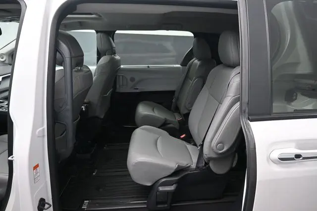 2025 Toyota Sienna - $46,873