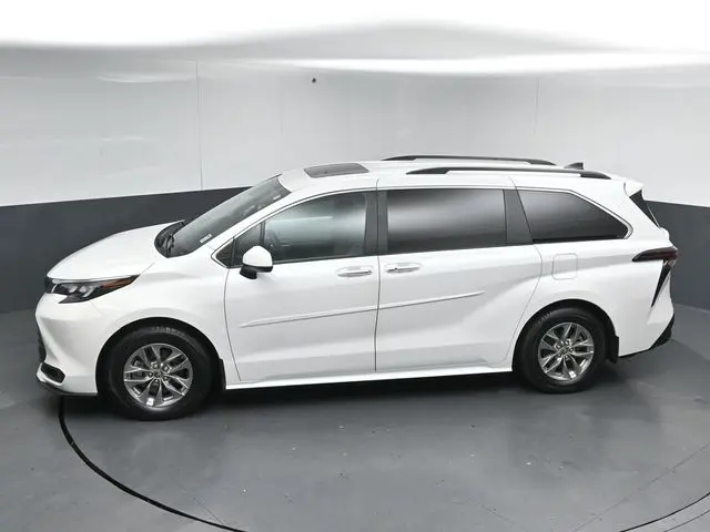 2025 Toyota Sienna - $46,873