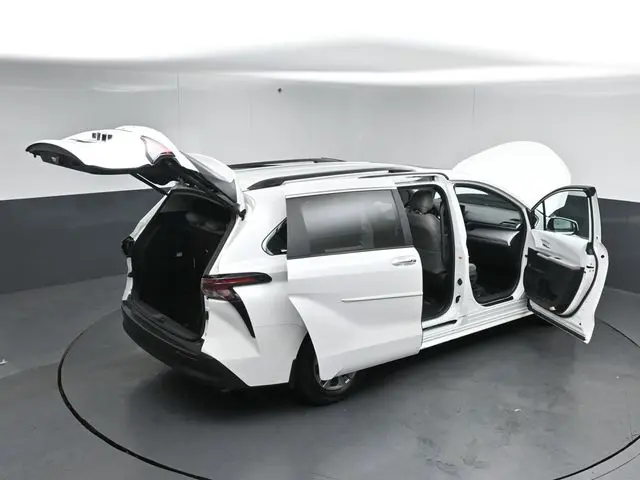 2025 Toyota Sienna - $46,873
