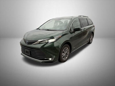 Photo of a 2021 Toyota Sienna AWD XLE 7-Passenger 4DR Mini-Van for sale
