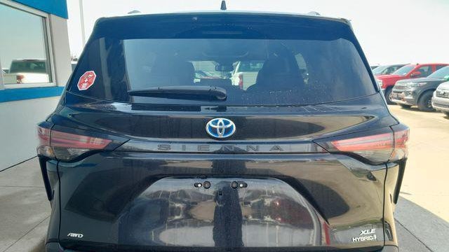 2021 Toyota Sienna XLE 7-Passenger