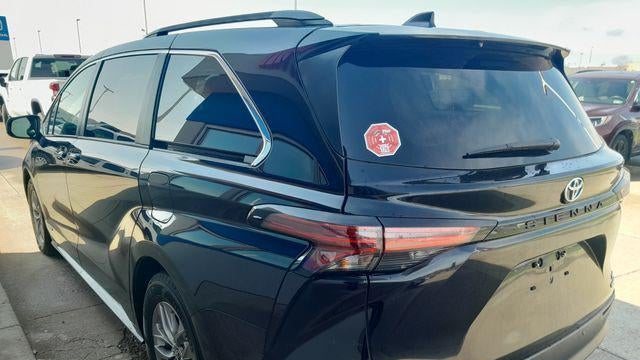 2021 Toyota Sienna XLE 7-Passenger