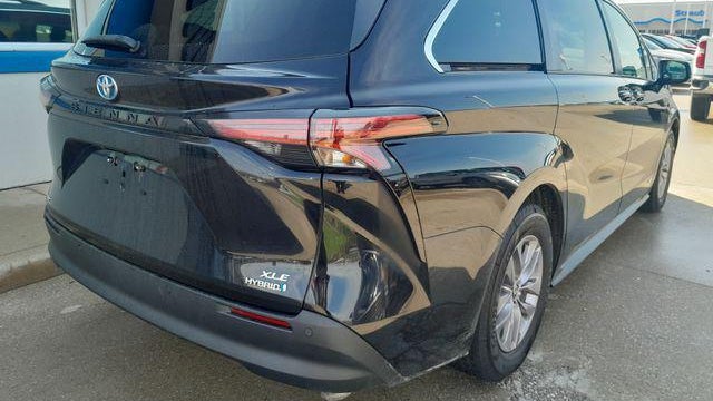 2021 Toyota Sienna XLE 7-Passenger