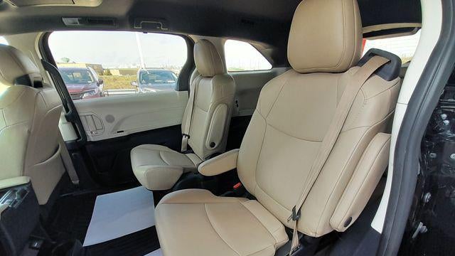 2021 Toyota Sienna XLE 7-Passenger