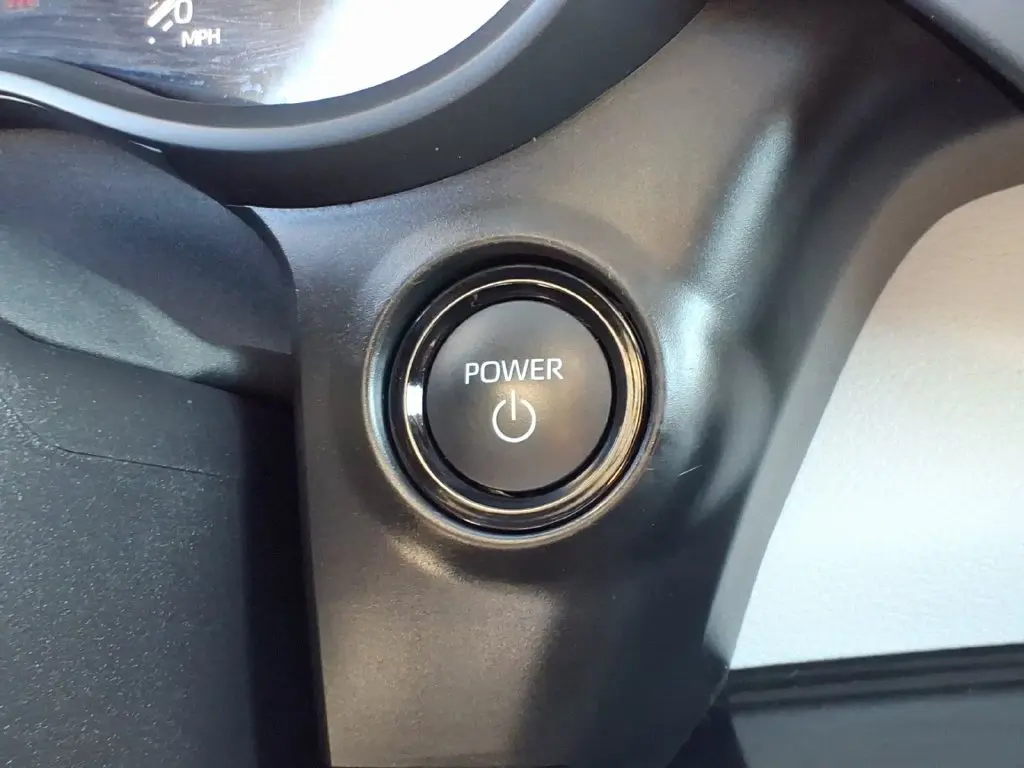2025 Toyota Sienna - $48,500