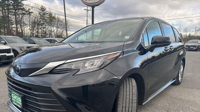 2024 Toyota Sienna XLE 7-Passenger