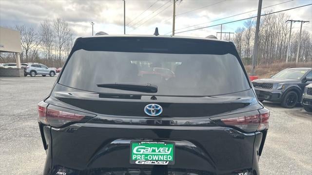 2024 Toyota Sienna XLE 7-Passenger