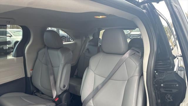 2024 Toyota Sienna XLE 7-Passenger