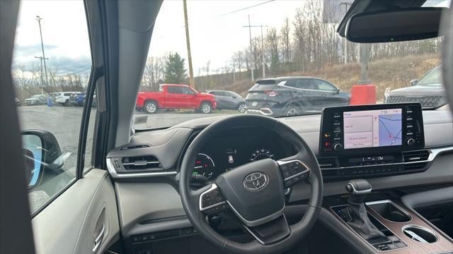 2024 Toyota Sienna XLE 7-Passenger