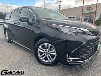 2024 Toyota Sienna AWD XLE 7-Passenger 4DR Mini-Van