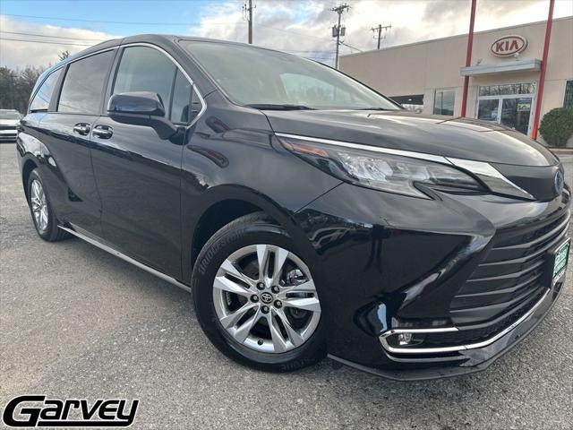 2024 Toyota Sienna - $44,900