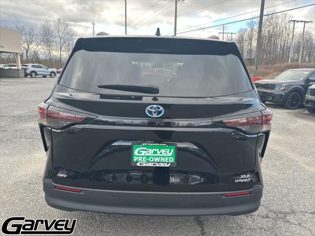 2024 Toyota Sienna - $44,900
