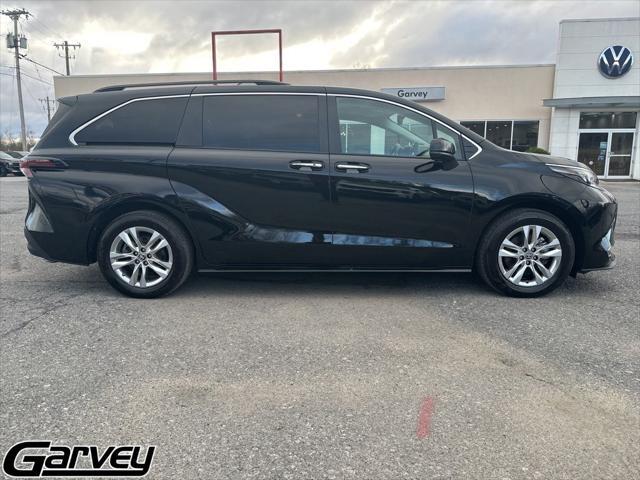 2024 Toyota Sienna - $44,900