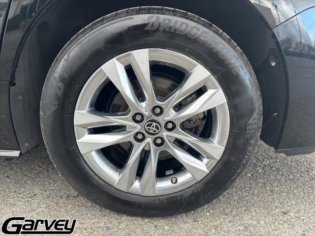 2024 Toyota Sienna - $44,900