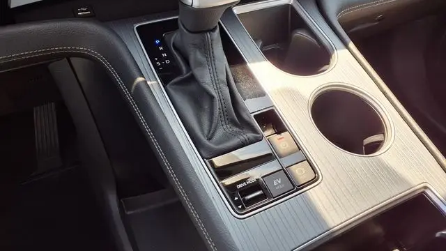 2025 Toyota Sienna XLE 7-Passenger