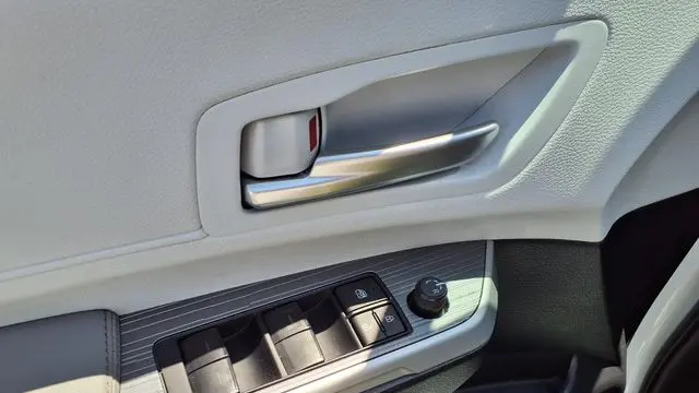 2025 Toyota Sienna XLE 7-Passenger