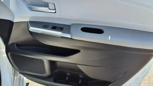 2025 Toyota Sienna XLE 7-Passenger