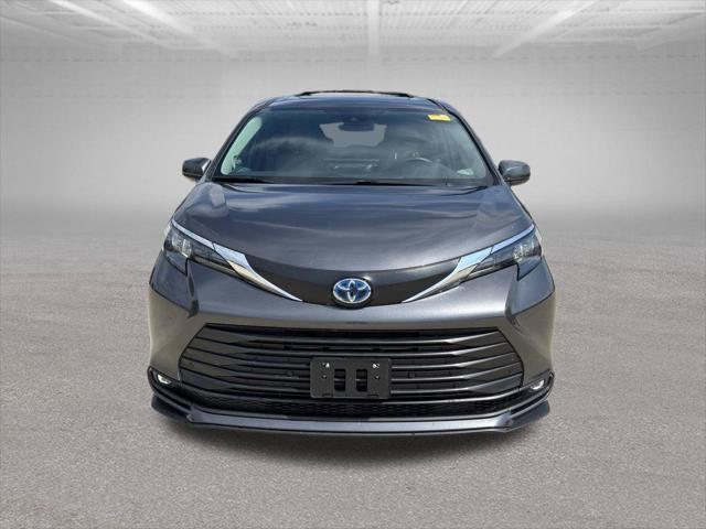 2025 Toyota Sienna - $46,400