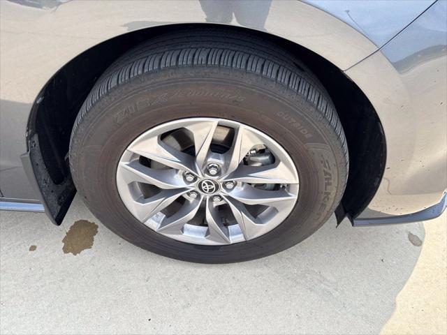 2025 Toyota Sienna - $46,400