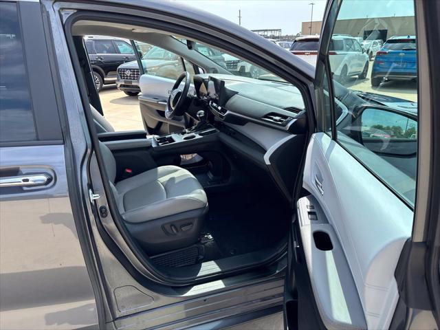 2025 Toyota Sienna - $46,400