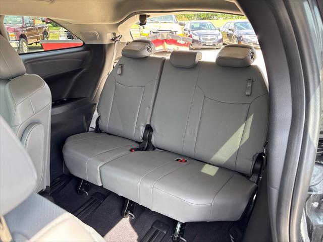 2025 Toyota Sienna - $46,400