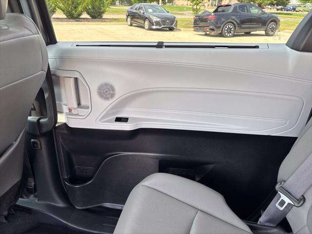 2025 Toyota Sienna - $46,400