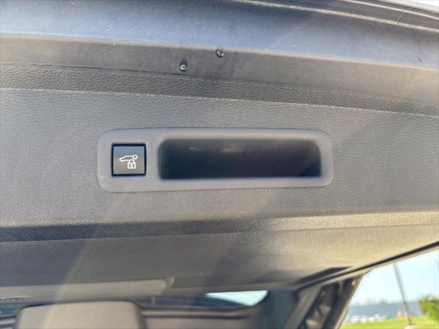 2025 Toyota Sienna - $46,400