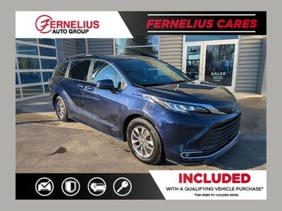 2021 Toyota Sienna AWD XLE 7-Passenger 4DR Mini-Van