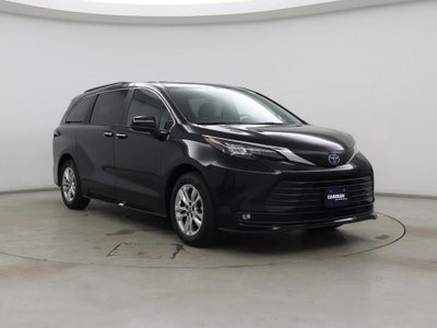 Photo of a 2025 Toyota Sienna AWD XLE 7-Passenger 4DR Mini-Van for sale