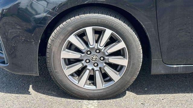 2020 Toyota Sienna LE 7-Passenger