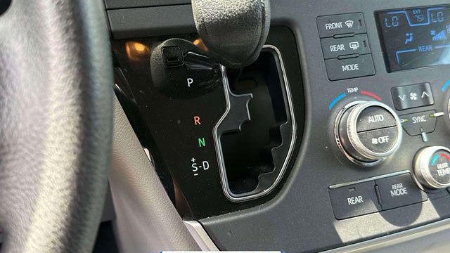 2020 Toyota Sienna LE 7-Passenger