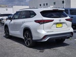 2021 Highlander Thumbnail 8